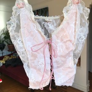 Vintage lace detail tie up corset / cami